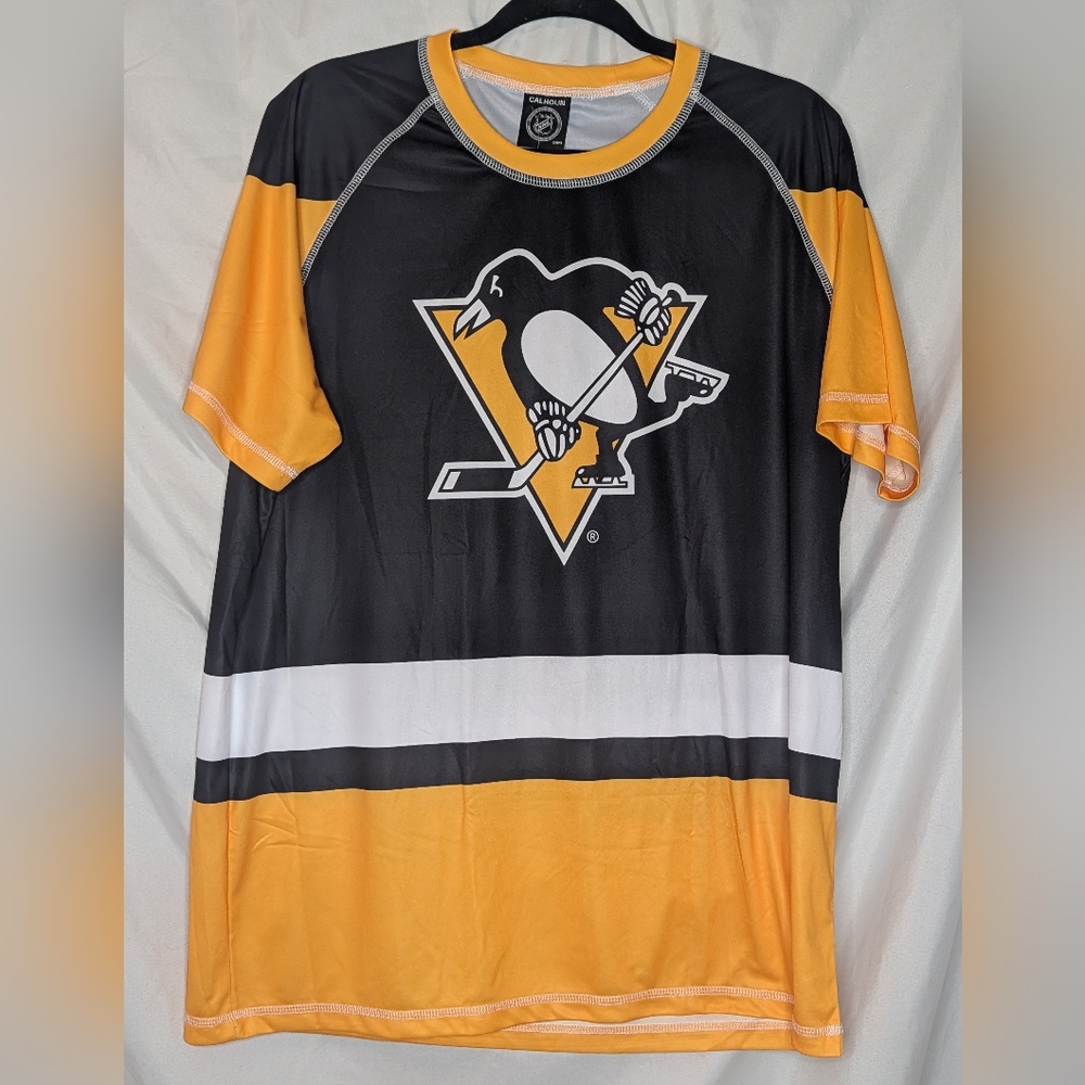 Calhoun NHL Pittsburgh Penguins Short Sleeve Game Day Rashguard Tee, Large